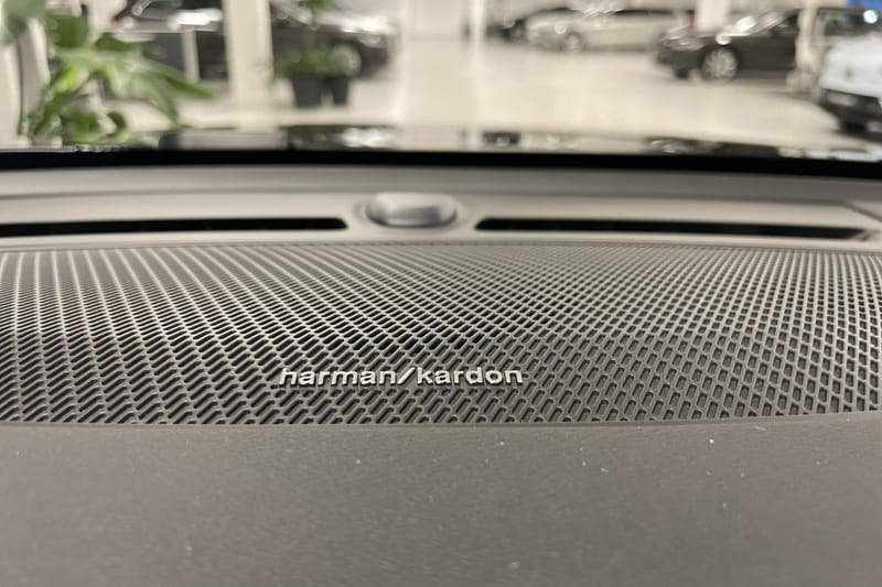 Volvo EC40 Twin Motor Performance