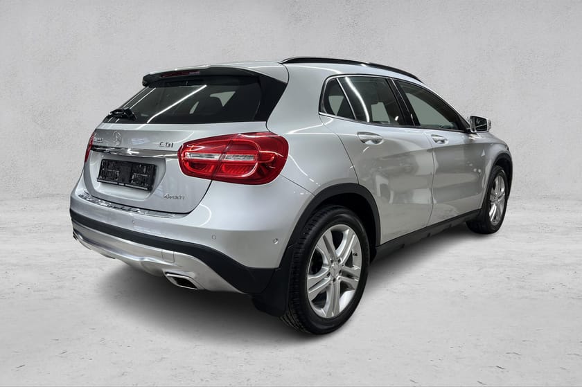 Bilde 5 av Mercedes-Benz GLA 220 CDI 4MATIC 