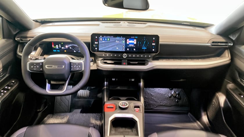 Bild 4 av Jeep Compass SUMMIT BEV 210HK FWD FIRST EDT PREMIUM PAC