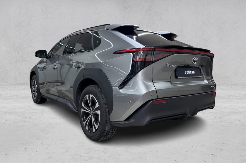 Bilde 3 av Toyota bZ4X Executive AWD, Hengerfeste
