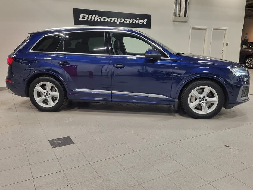 Bild 2 av Audi Q7 50 TDI quattro 7-Seater S LINE | 286 hk | 7-Sits | ,Vinterhjul