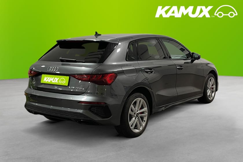 Bild 5 av Audi A3 Sportback 45 TFSI e S Line  Cockpit Bang Olufsen 245hk