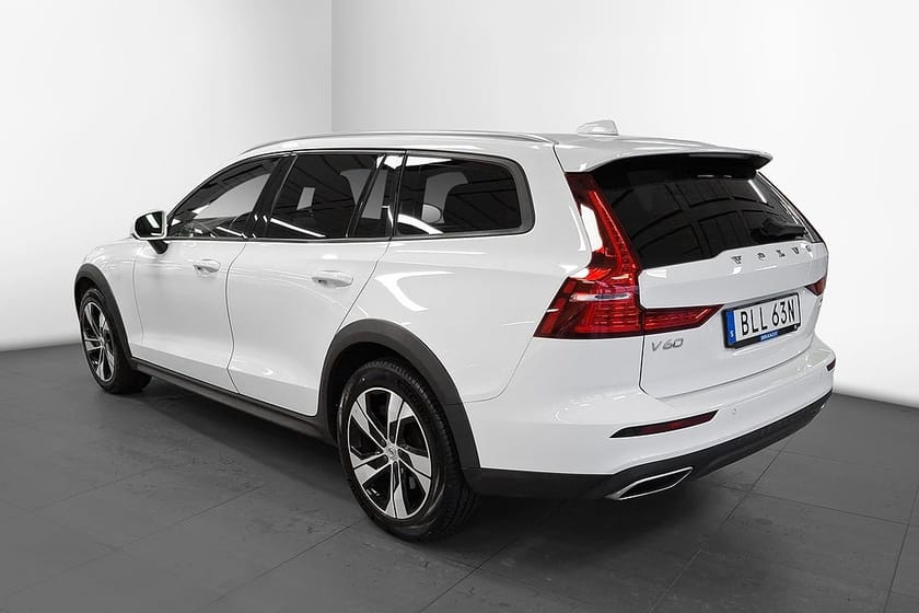 Bild 4 av Volvo V60 Cross Country D4 AWD Geartronic Momentum Euro 6