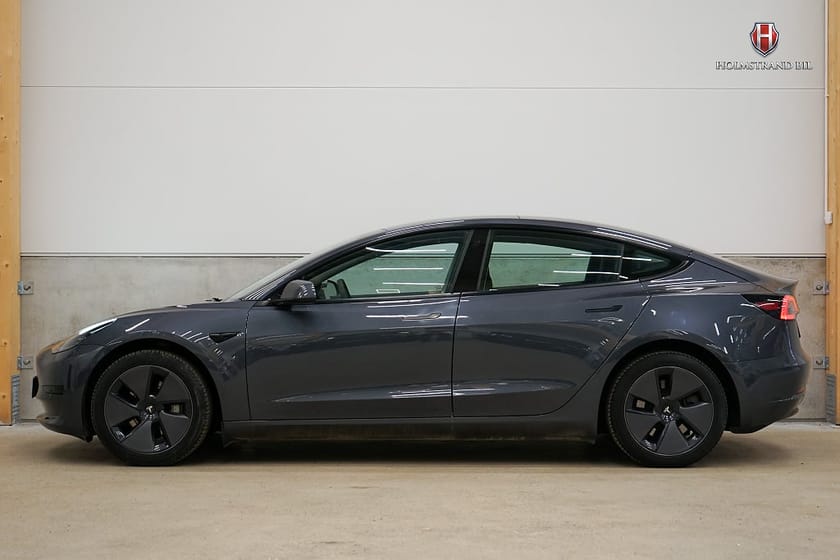 Bild 1 av Tesla Model 3 Standard Range Värmepump Rattvärme Pano Kamera MOMS