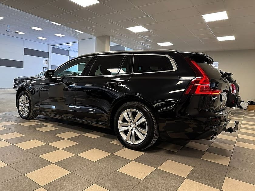 Bild 5 av Volvo V60 B4 Geartronic B-Kamera CarPlay Drag 197 Hk
