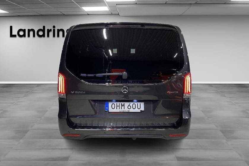 Bild 5 av Mercedes-Benz V 300d 4MATIC 3.2t AMG Värmare Burmester MOMS Drag
