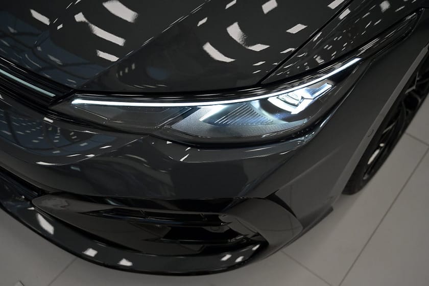 Bild 3 av Volkswagen Golf R 333 hk BLACK EDITION *Fullutrustad!*