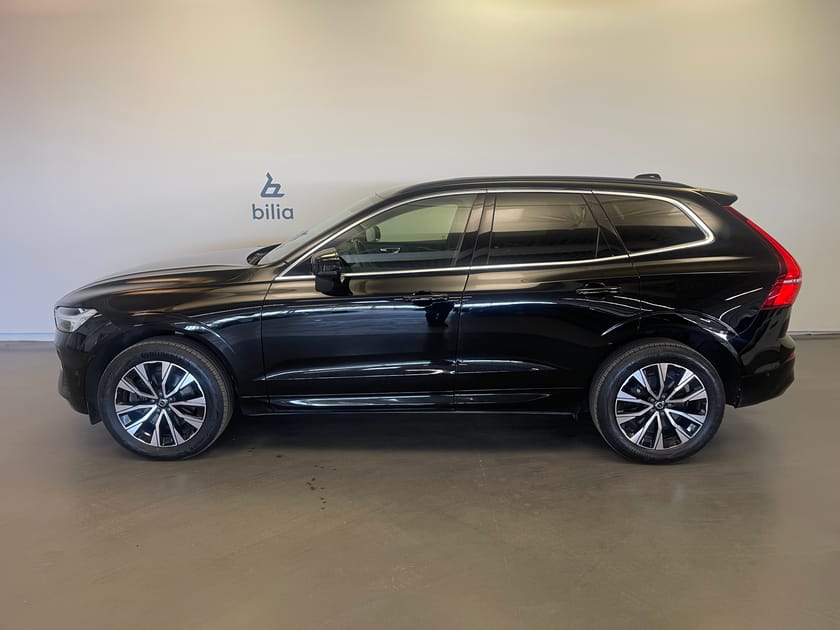 Bild 2 av Volvo XC60 B4 AWD Diesel Core / Dragkrok / Läder / Backkamera /
