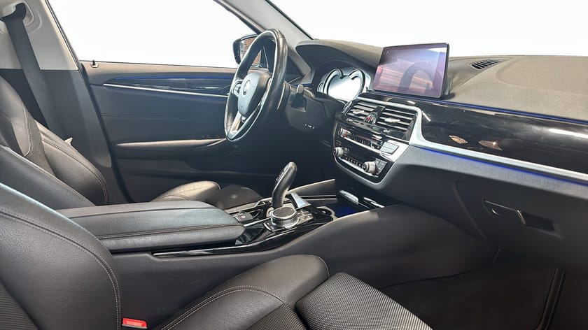 Bild 3 av BMW 520d xDrive Touring Sport Line