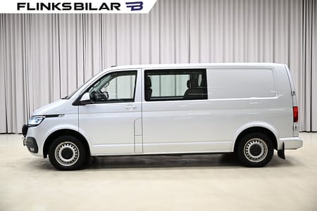 Volkswagen Transporter Kombi 4Motion 150HK Kombi|Dubbelhytt|LED|Drag|Värmare|Leasbar
