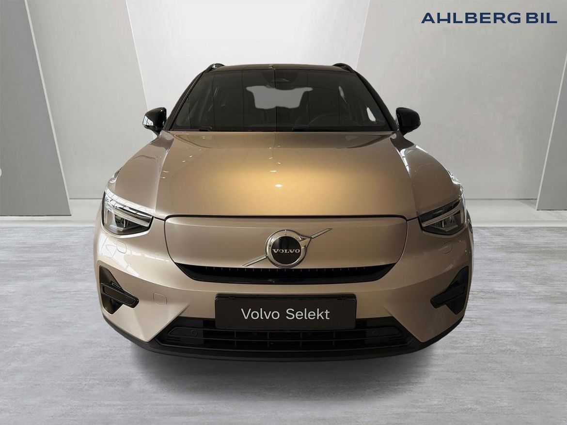 Volvo XC40 2023 - miniatyr 4