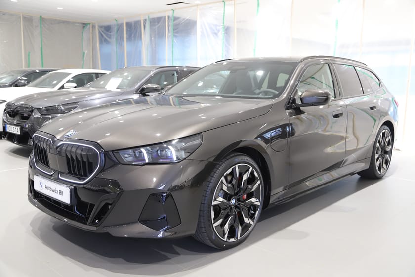 Bild 1 av BMW 550e xDrive Touring // Individual //