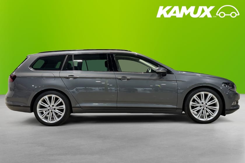 Bild 2 av Volkswagen Passat Sportscombi Variant 2.0 TDI 4Motion R-Line Pano Drag 190hk