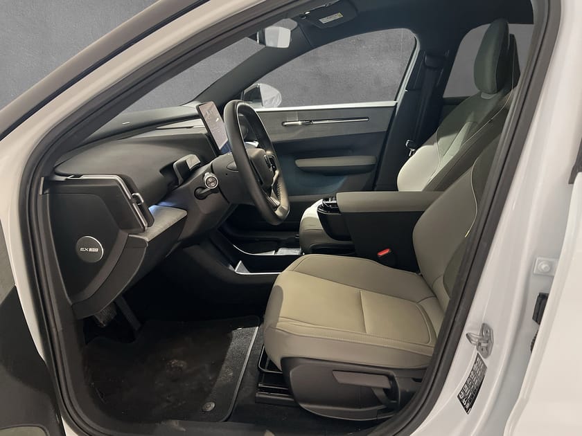 Bild 5 av Volvo EX30 Single Motor Extended Range Plus