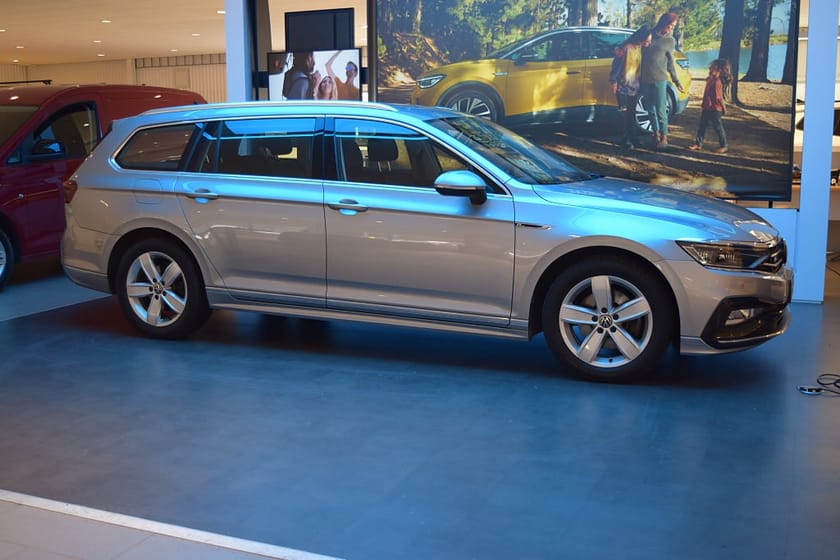 Bild 2 av Volkswagen Passat Sportscombi 2.0 TDI DPF SCR 4Motion Elegance, GT Euro 6