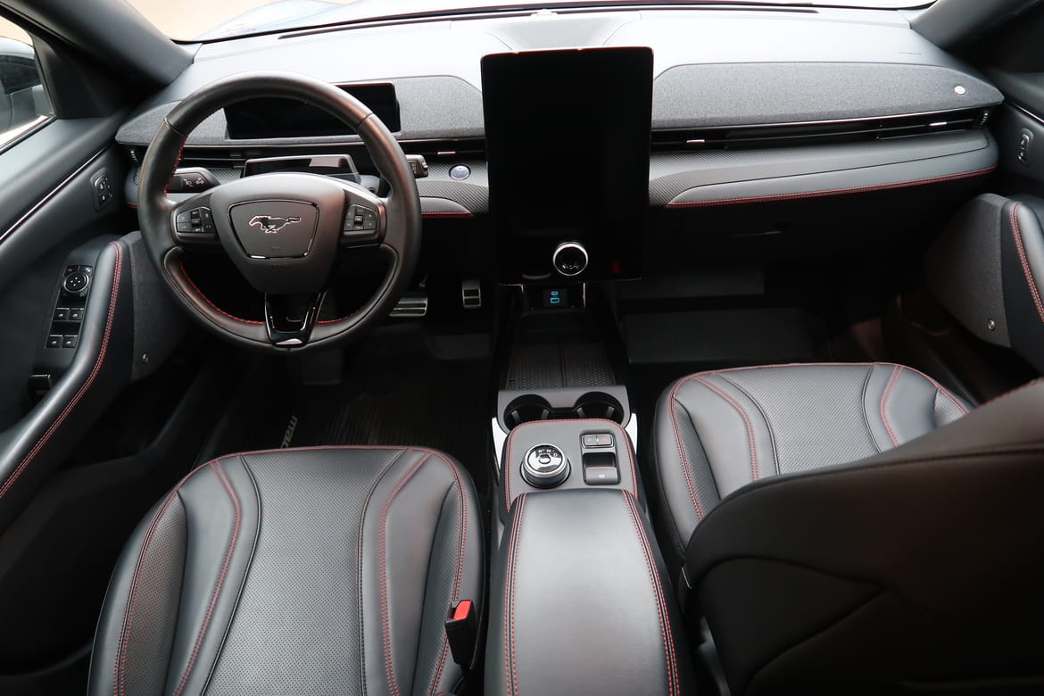 Ford Mustang Mach-E 2022 - miniatyr 10