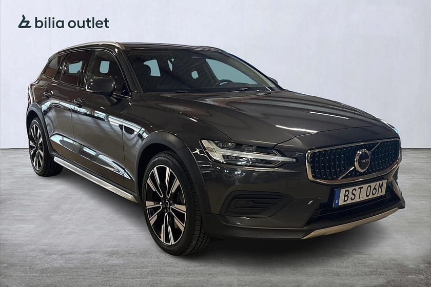 Bild 4 av Volvo V60 Cross Country B4 AWD Core / Skinn / Keyless / B-Kamera / Drag / Navi