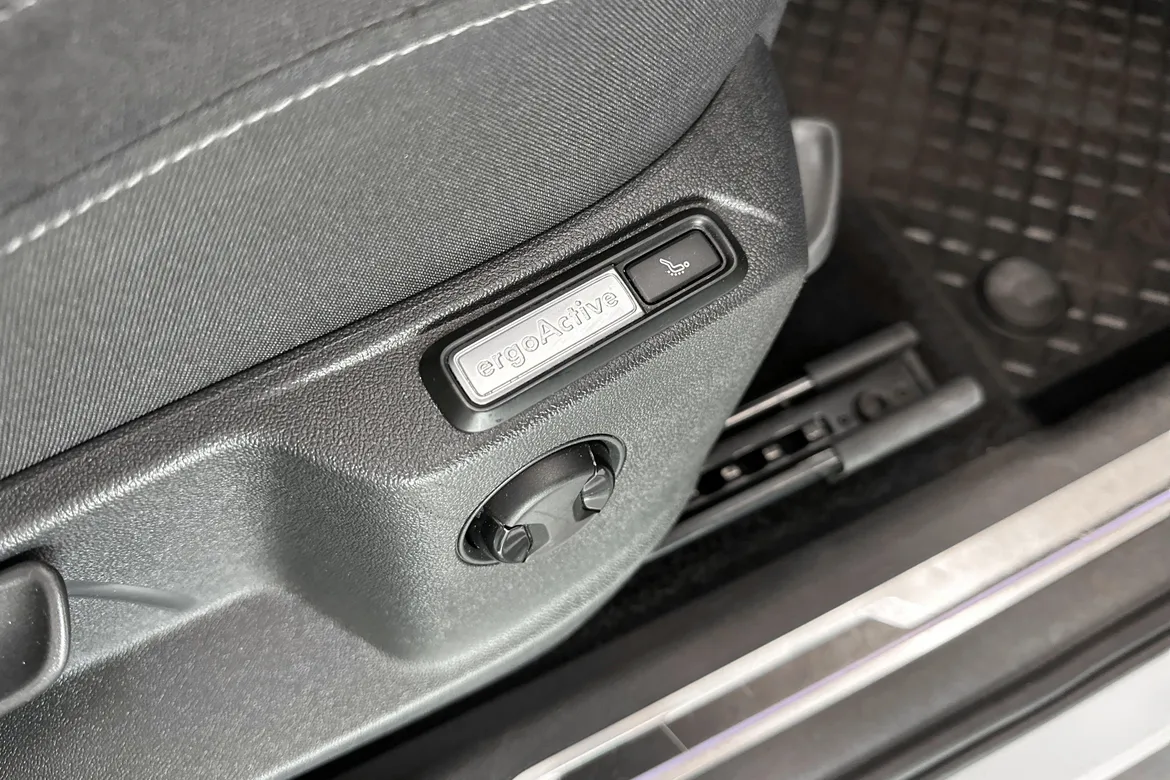 picture of a car