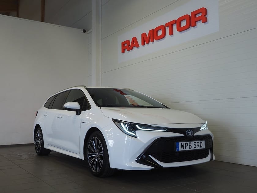 Bild 3 av Toyota Corolla Touring Sports Hybrid e-CVT Style Drag M-Värmare Kamera