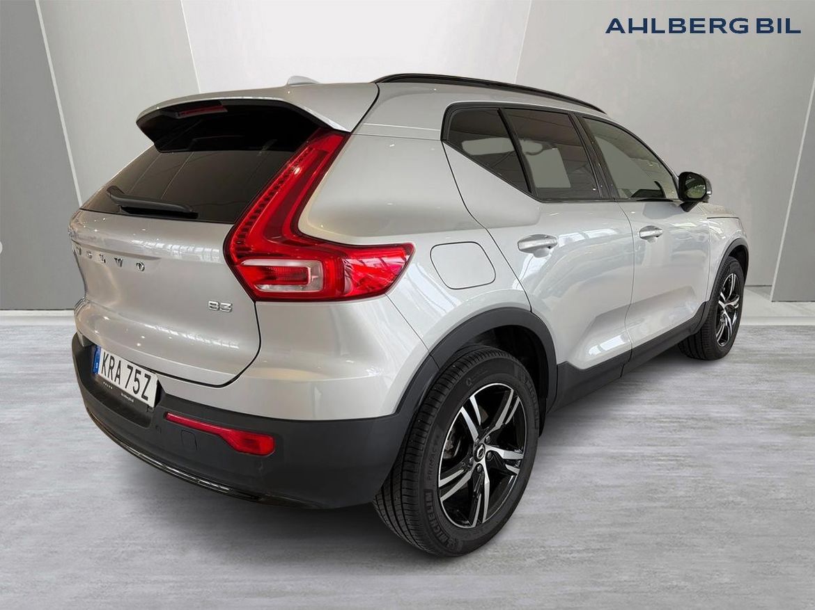 Volvo XC40 2025 - miniatyr 6
