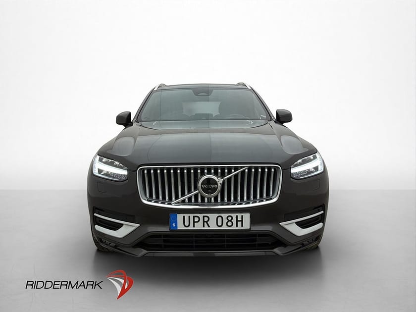 Bild 2 av Volvo XC90 7-seater B5 AWD Ultimate Bright Pano B&W HUD MOMS