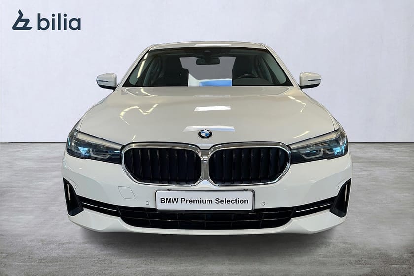 Bild 5 av BMW 530e xDrive Sedan Värmare Backkamera Navi Rattvärme Dragkrok