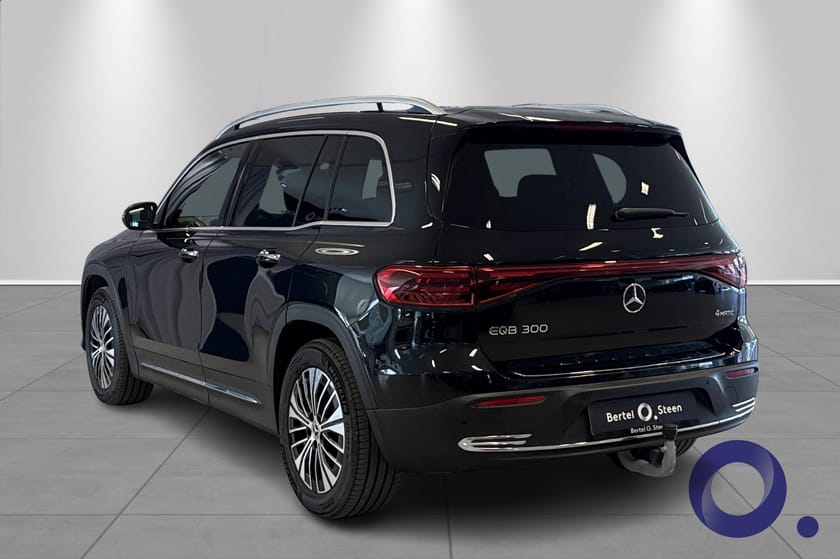 Bilde 3 av Mercedes-Benz EQB 300 4MATIC 4 Matic 2026 modell med Panorama soltak