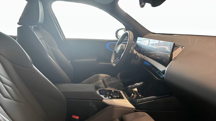 Bild 3 av BMW X3 30e xDrive xDrive30e M Sport Business, Rattvärme, Innovation