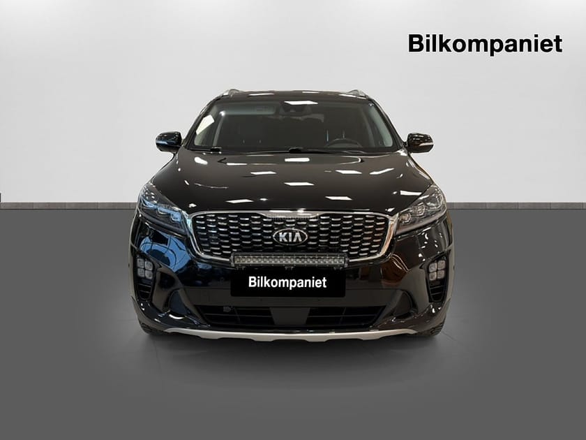 Bild 2 av Kia Sorento 2.2 CRDi AWD GT-Line SoV-däck MoK Drag Skinn Nav Pano