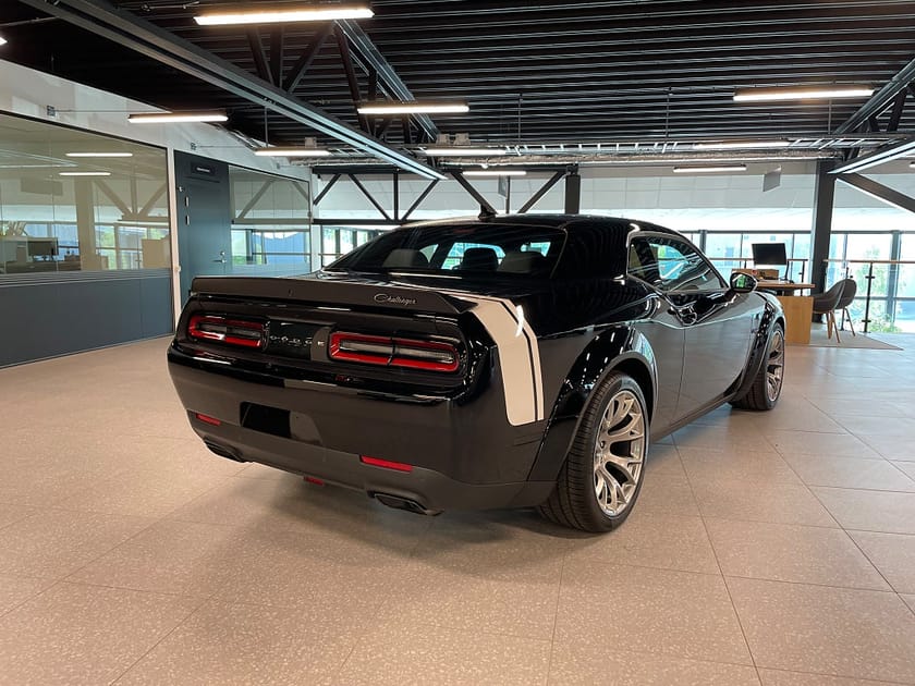 Bild 5 av Dodge Challenger SRT Super Stock Redeye Black Ghost 817hk  Last call Moms Se Spec!