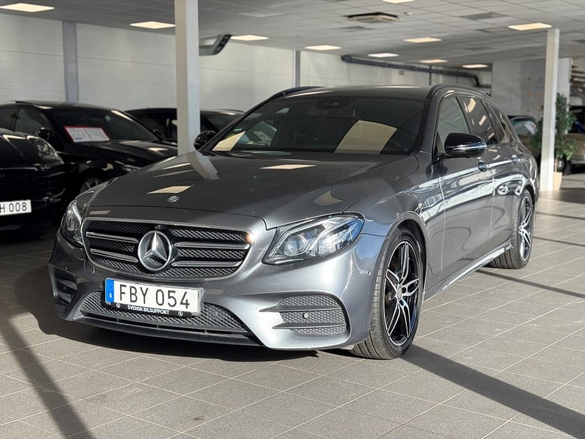 Bild 5 av Mercedes-Benz E 220 T d E220 AMG Night Burmeister 360° Drag