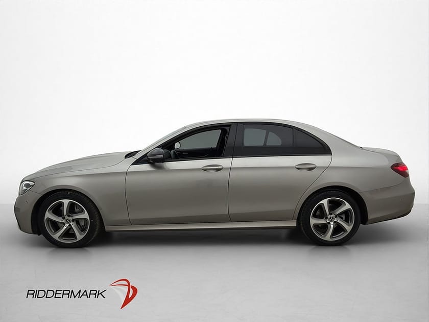 Bild 5 av Mercedes-Benz E 200 d AMG Widescreen 360° Navi Ambient