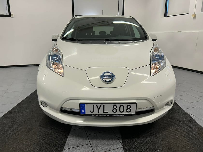 Bild 5 av Nissan Leaf Tekna 30 kWh 109 hk 3470 mil 360 kamera Navi