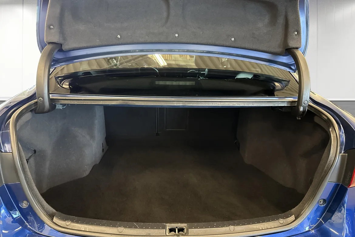 picture of a car