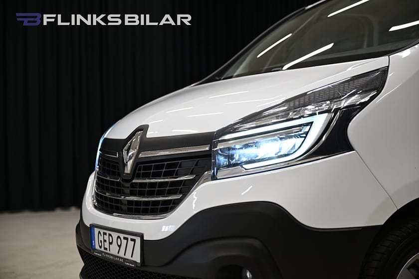 Bild 3 av Renault Trafic Skåpbil dCi 120HK Drag|LED|Värmare|GPS|Backkamera|EnÄgare|Moms