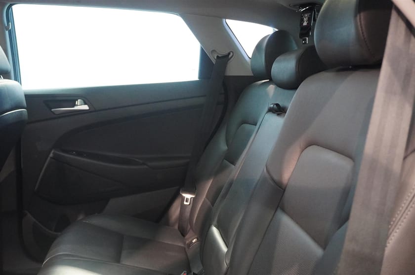 Bild 4 av Hyundai Tucson 4WD Backkamera Navi Helskinn Panorama