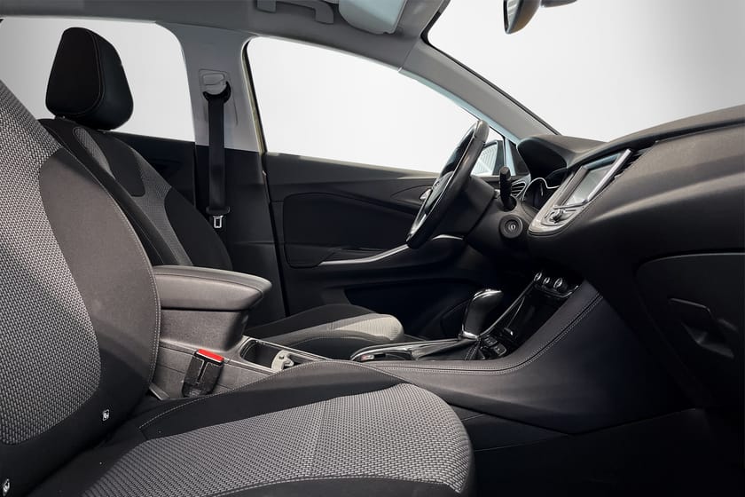 Bild 5 av Opel Grandland X 130 HK | AUT | BACKKAMERA | CARPLAY |