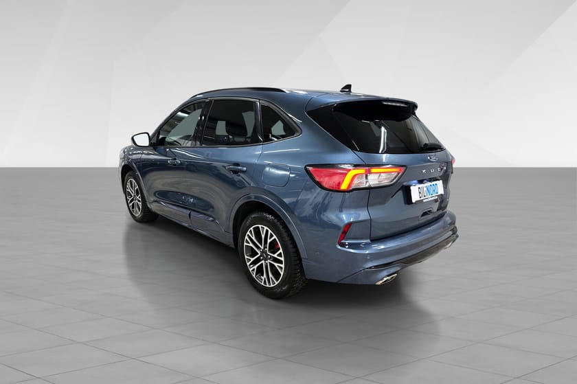 Bilde 5 av Ford Kuga Plug-In Hybrid 2,5 PHEV ST-Line Krok, Head Up, App start av motor, ++