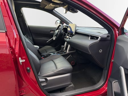 Toyota Corolla Cross Hybrid AWD-i 2,0 Executive Skinn Panorama JBL (V-Hjul+MV+Ledramp)