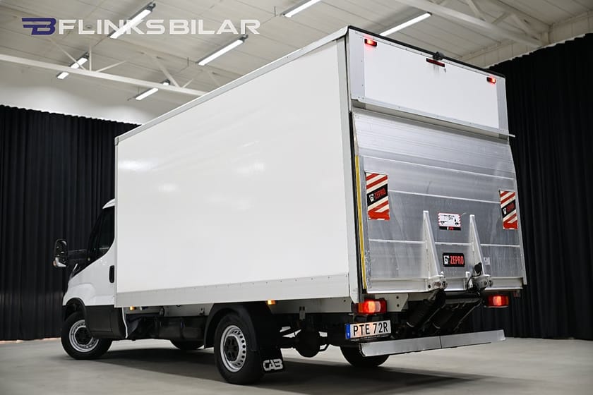 Bild 5 av Iveco Daily 35-140 Chassi Cab 136HK Automat|Volymskåp|BG-Lyft|Sidodörr|Moms|SeUtr!!