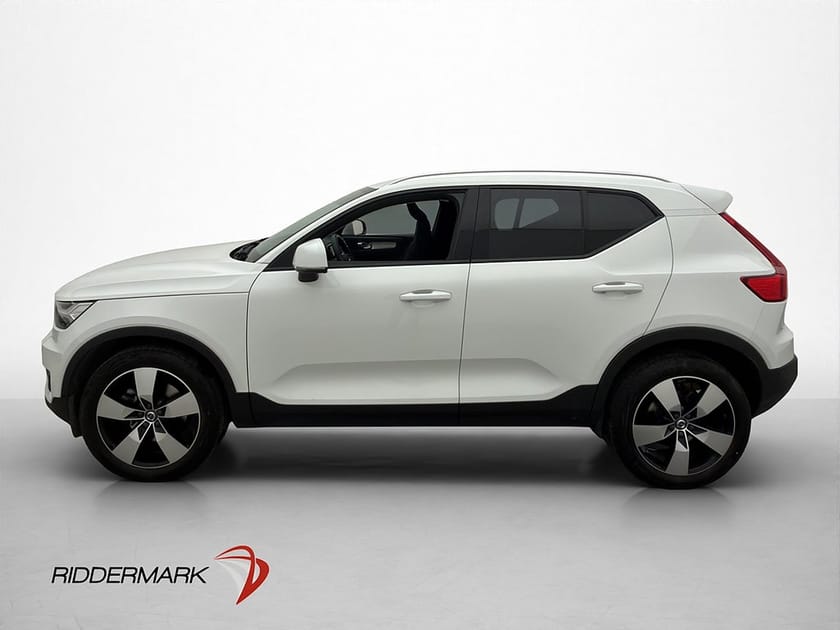 Bild 4 av Volvo XC40 B4 AWD Momentum VOC P-Värmare Kamera Navi Carplay