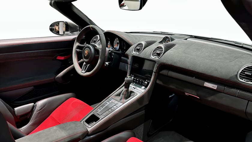 Bild 4 av Porsche 718 Spyder RS 