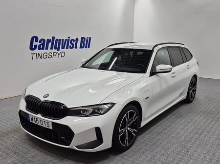 BMW 330e xDrive Touring