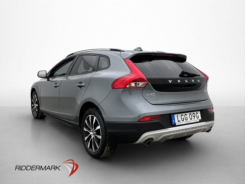 Bild 5 av Volvo V40 Cross Country D3 Momentum VOC Kamera Skinn BLIS