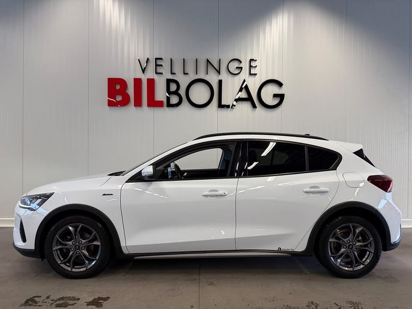 Bild 1 av Ford Focus Active 1.0 EcoBoost Hybrid Business Kamera Rattvärme