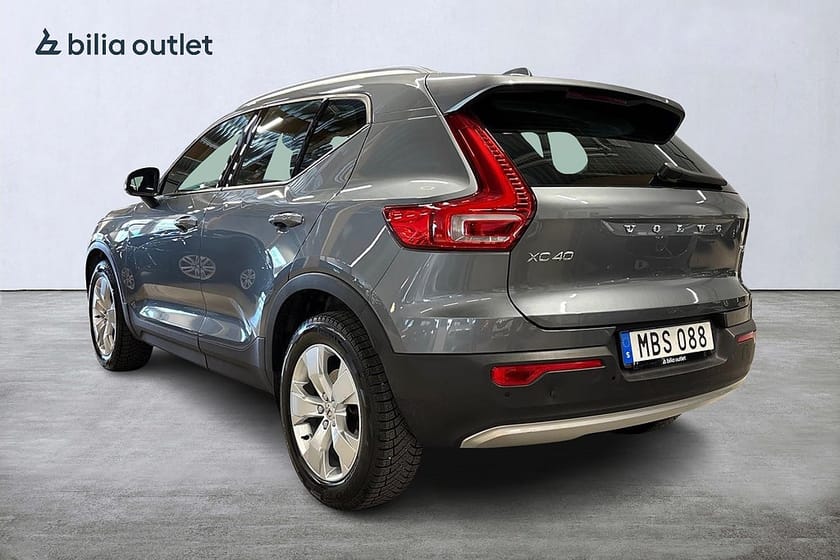 Bild 2 av Volvo XC40 T5 AWD Geartronic Momentum Intro Edition/VOC/Rattvärme