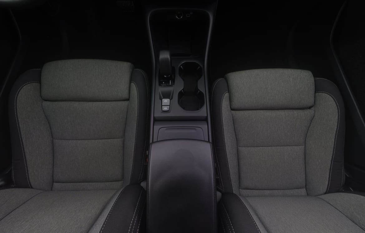 Volvo XC40 2024 - miniatyr 9