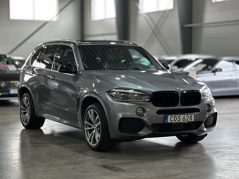 Bild 5 av BMW X5 xDrive30d M Sport 360º Pano Navi HuD 258hk