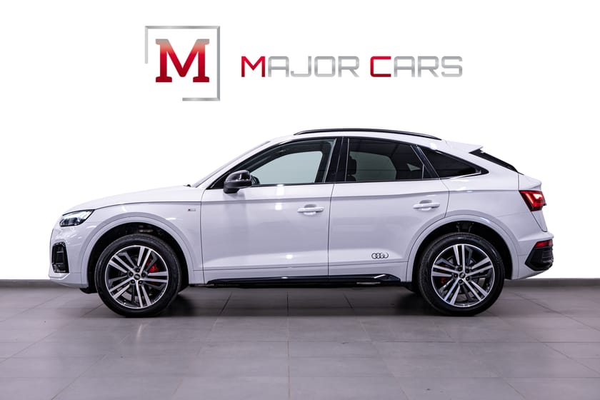Bild 3 av Audi Q5 Sportback 40 TDI quattro S-Line Edition One Matrix Drag 204hk
