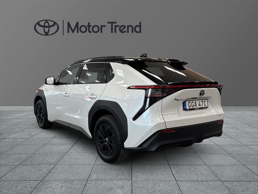 Bild 2 av Toyota bZ4X AWD EXECUTIVE 20 JBL PANORAMAGLASTAK BI-T